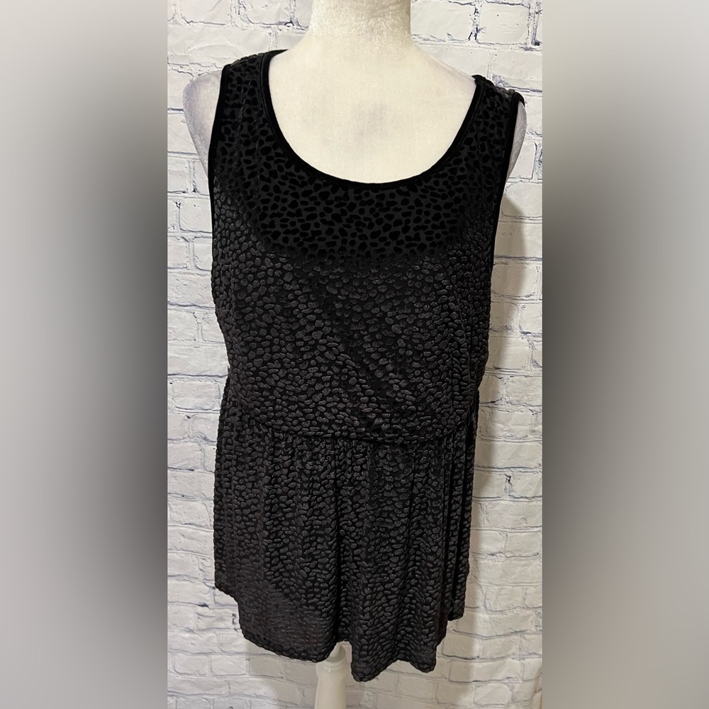 Torrid Black Peplum Leopard Burnout Velvet Sleeveless Top New NWT Size 2